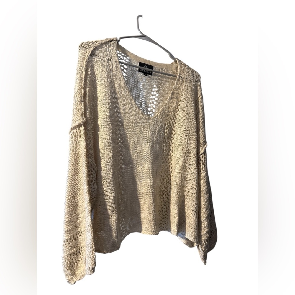 Angie - Sweater